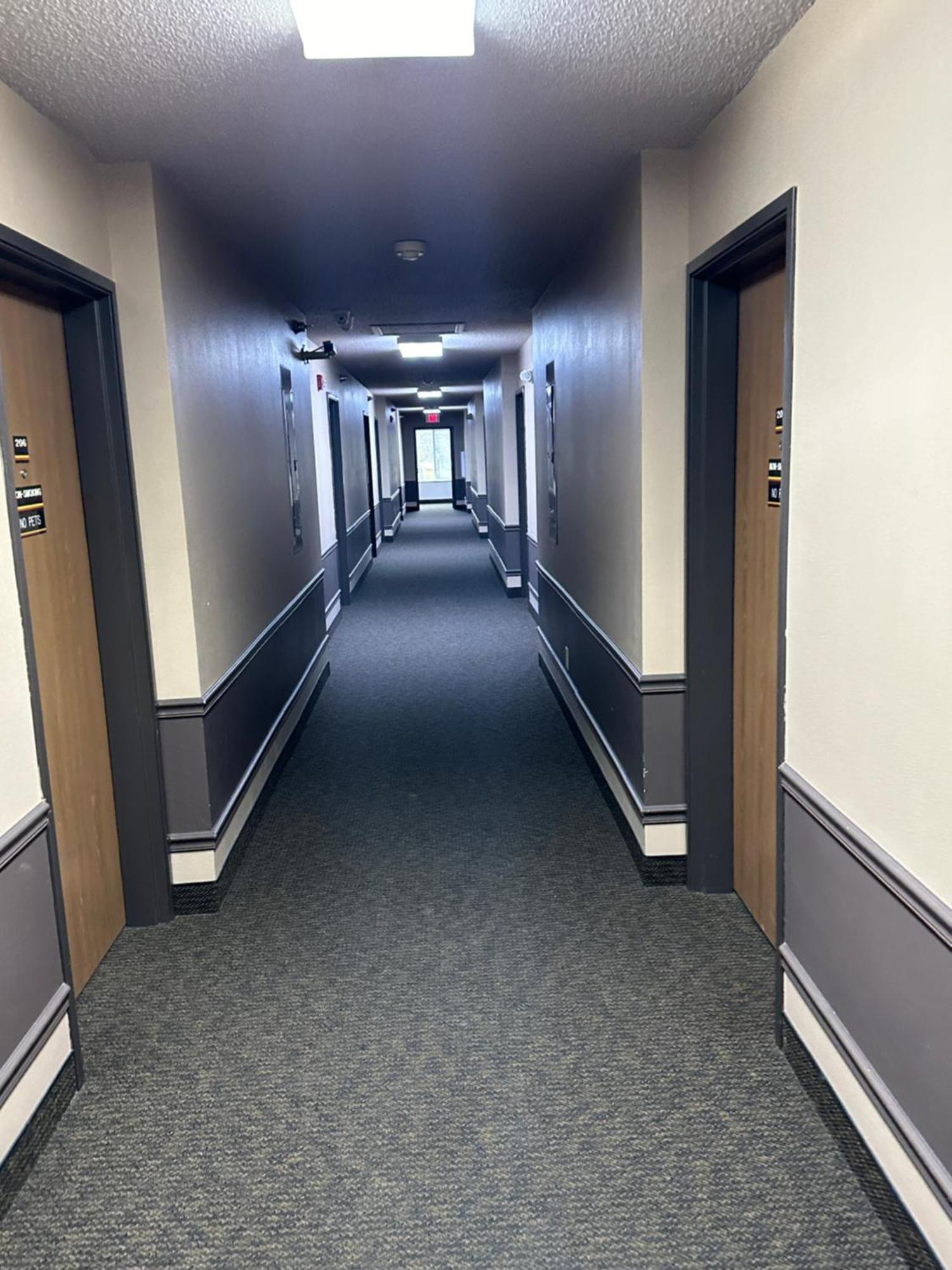 De Smet Super Deluxe Inn & Suites Eksteriør billede