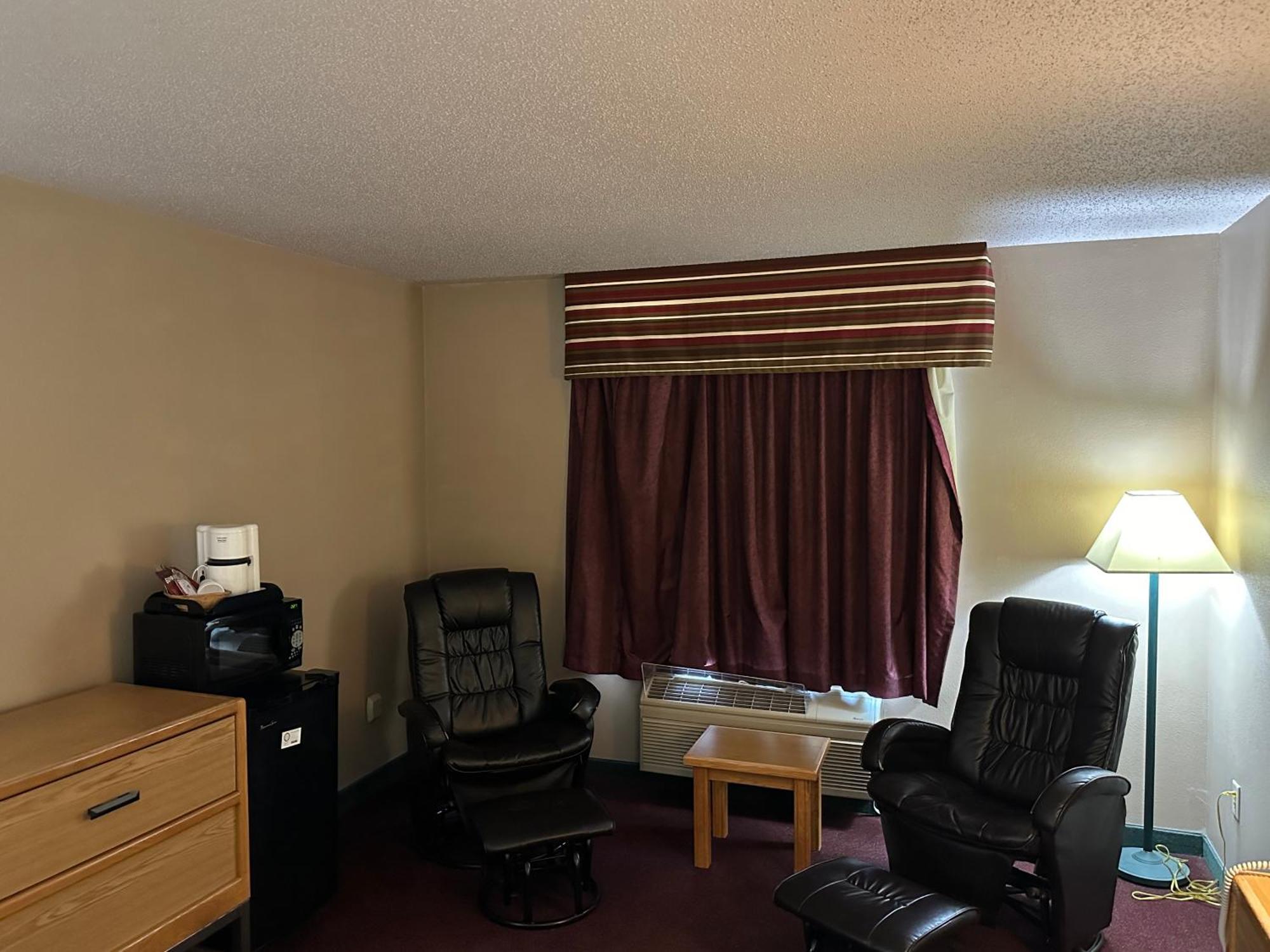 De Smet Super Deluxe Inn & Suites Eksteriør billede