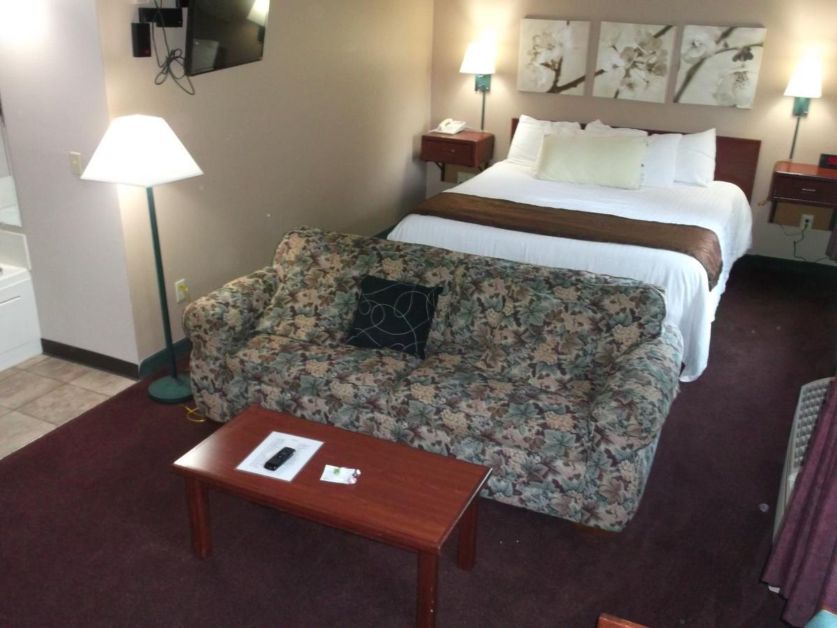 De Smet Super Deluxe Inn & Suites Eksteriør billede