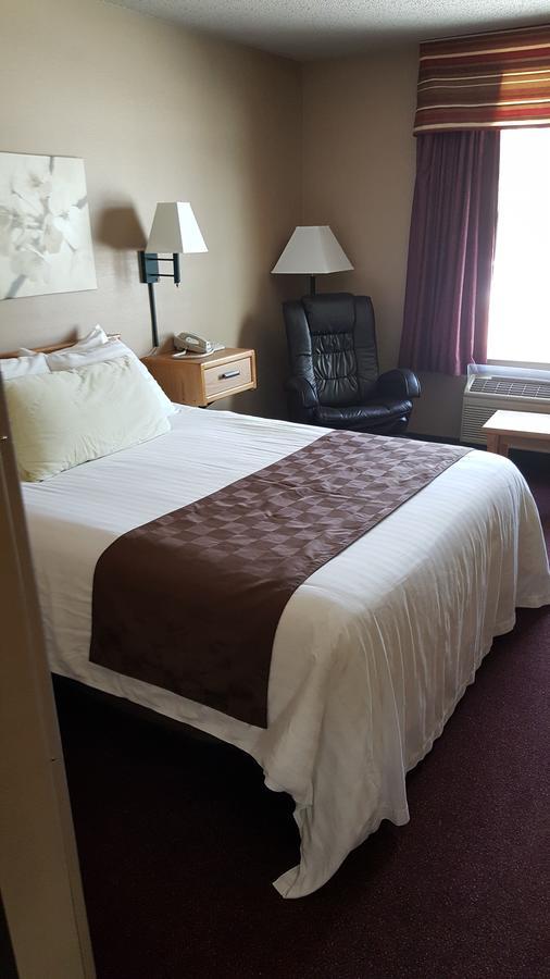 De Smet Super Deluxe Inn & Suites Eksteriør billede