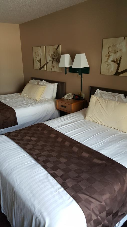 De Smet Super Deluxe Inn & Suites Eksteriør billede