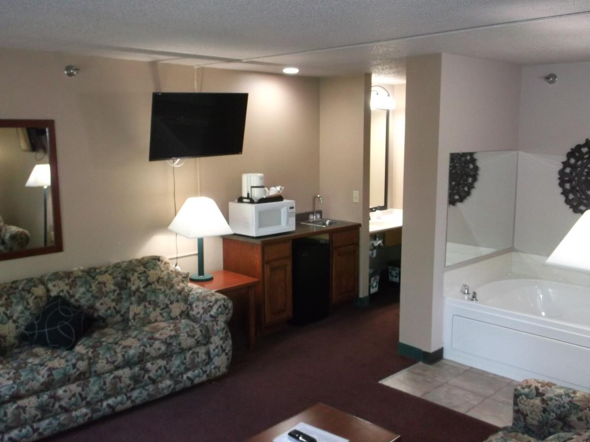 De Smet Super Deluxe Inn & Suites Eksteriør billede