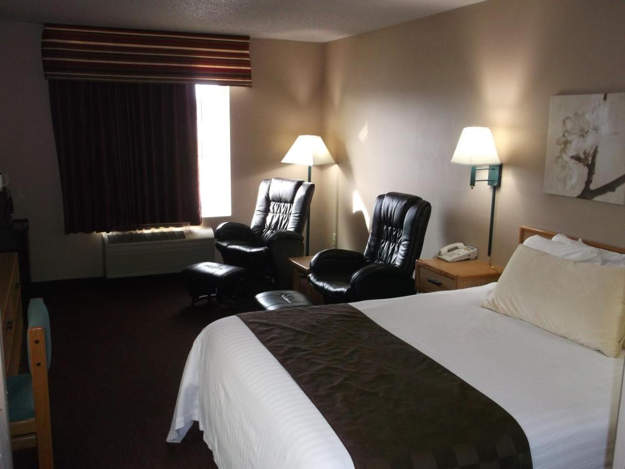 De Smet Super Deluxe Inn & Suites Eksteriør billede
