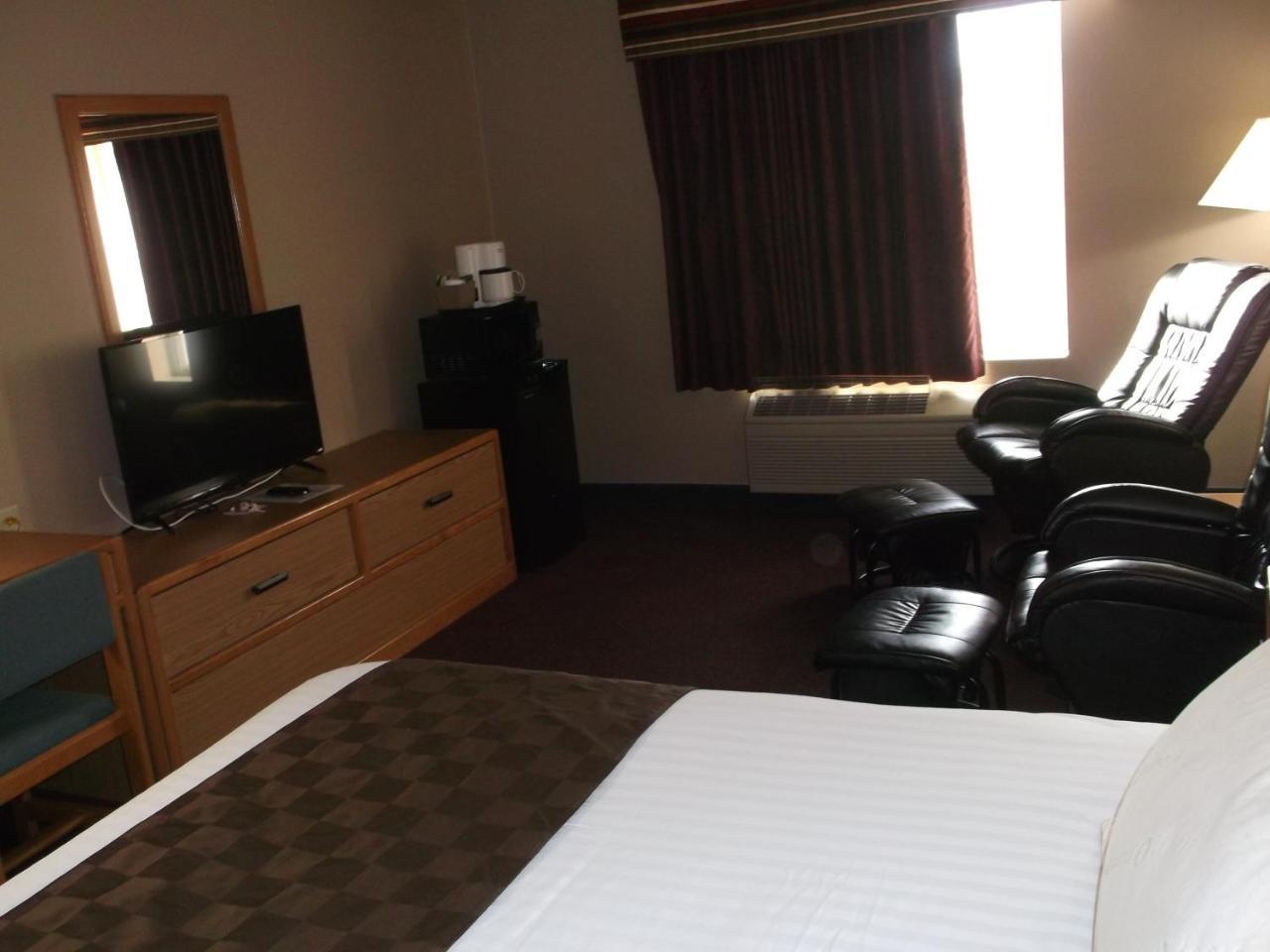 De Smet Super Deluxe Inn & Suites Eksteriør billede
